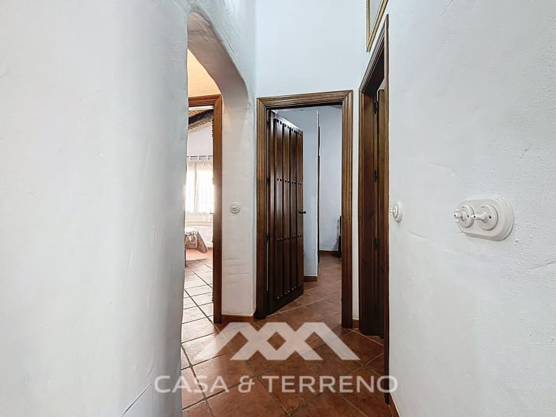 3 slaapkamer Villa te koop in Competa met zwembad - € 415.000 (Ref: 8924165)