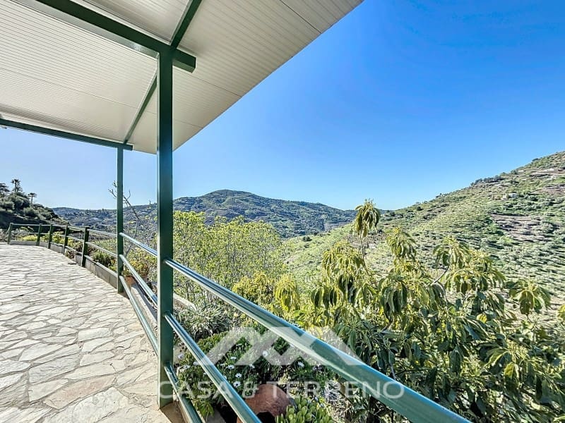 3 slaapkamer Villa te koop in Competa met zwembad - € 415.000 (Ref: 8924165)