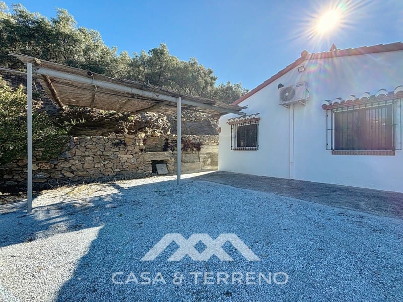 3 slaapkamer Villa te koop in Competa met zwembad - € 415.000 (Ref: 8924165)