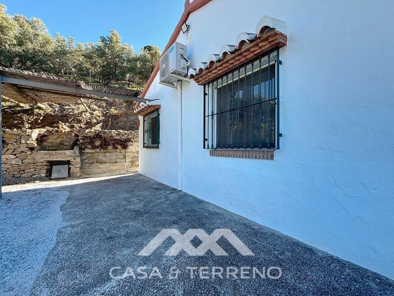 3 slaapkamer Villa te koop in Competa met zwembad - € 415.000 (Ref: 8924165)