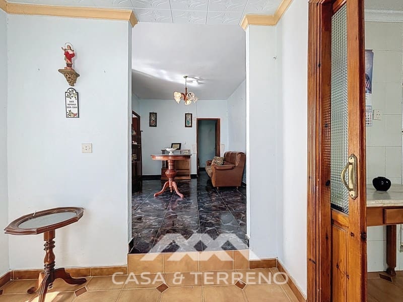 5 slaapkamer Huis te koop in Canillas de Albaida - € 108.000 (Ref: 8926830)