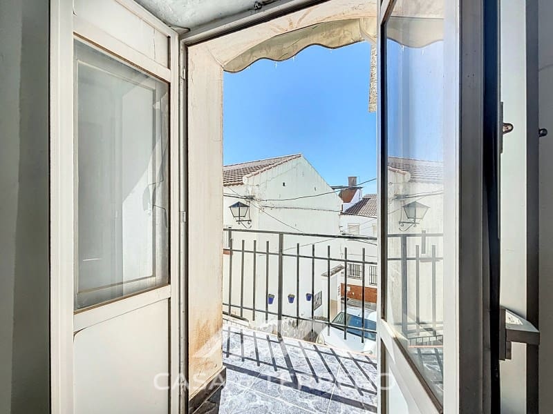 5 slaapkamer Huis te koop in Canillas de Albaida - € 108.000 (Ref: 8926830)