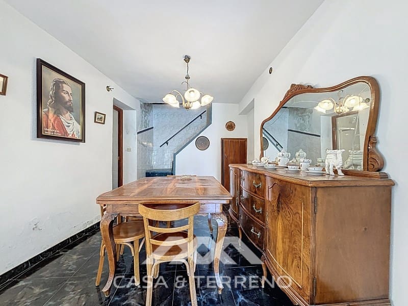 5 slaapkamer Huis te koop in Canillas de Albaida - € 108.000 (Ref: 8926830)