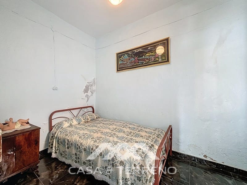 5 slaapkamer Huis te koop in Canillas de Albaida - € 108.000 (Ref: 8926830)