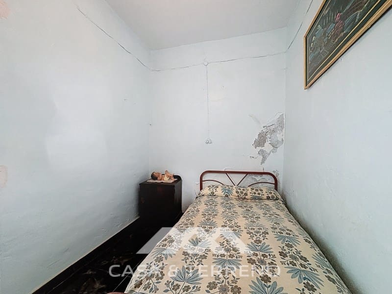5 slaapkamer Huis te koop in Canillas de Albaida - € 108.000 (Ref: 8926830)