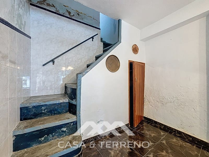 5 slaapkamer Huis te koop in Canillas de Albaida - € 108.000 (Ref: 8926830)