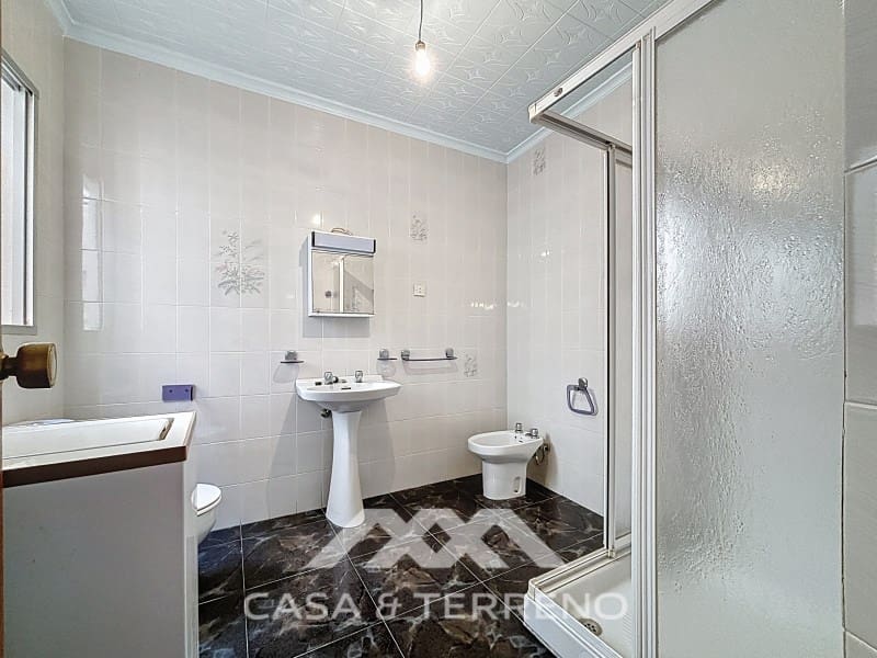 5 slaapkamer Huis te koop in Canillas de Albaida - € 108.000 (Ref: 8926830)