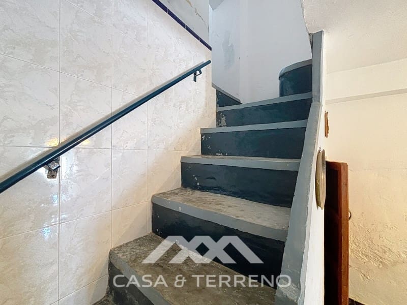 5 slaapkamer Huis te koop in Canillas de Albaida - € 108.000 (Ref: 8926830)