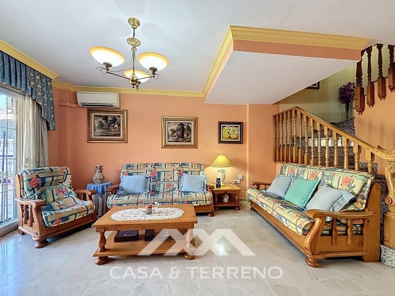 6 slaapkamer Huis te koop in Torre del Mar met zwembad garage - € 465.000 (Ref: 8954554)