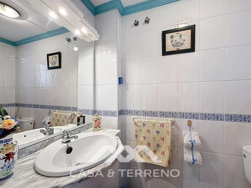 6 slaapkamer Huis te koop in Torre del Mar met zwembad garage - € 465.000 (Ref: 8954554)