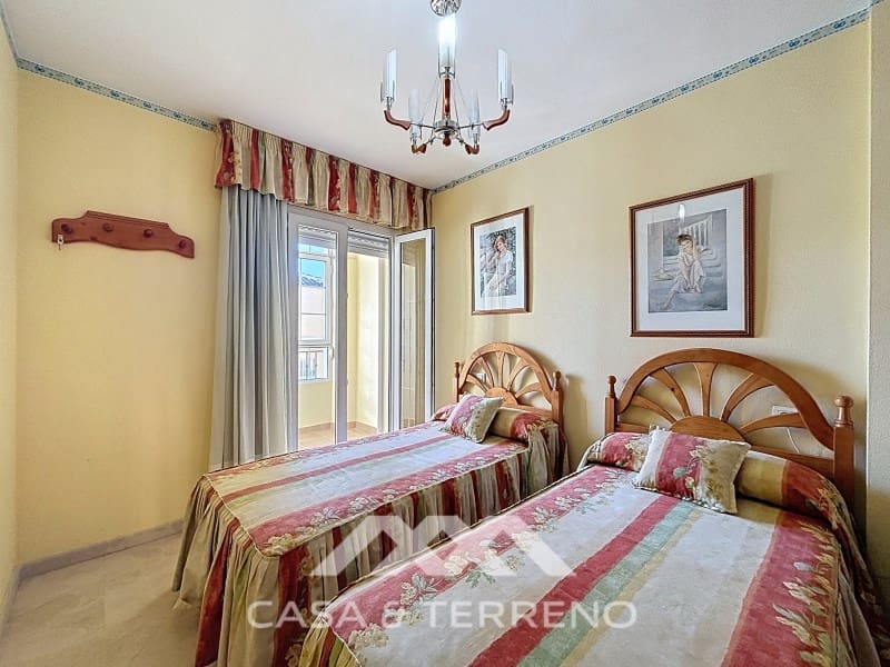 6 slaapkamer Huis te koop in Torre del Mar met zwembad garage - € 465.000 (Ref: 8954554)