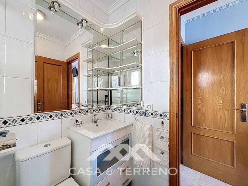 6 slaapkamer Huis te koop in Torre del Mar met zwembad garage - € 465.000 (Ref: 8954554)