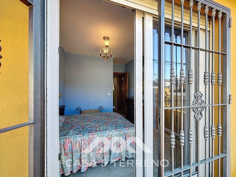 6 slaapkamer Huis te koop in Torre del Mar met zwembad garage - € 465.000 (Ref: 8954554)