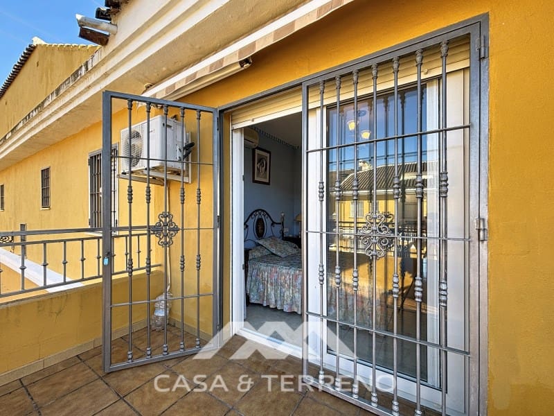 6 slaapkamer Huis te koop in Torre del Mar met zwembad garage - € 465.000 (Ref: 8954554)