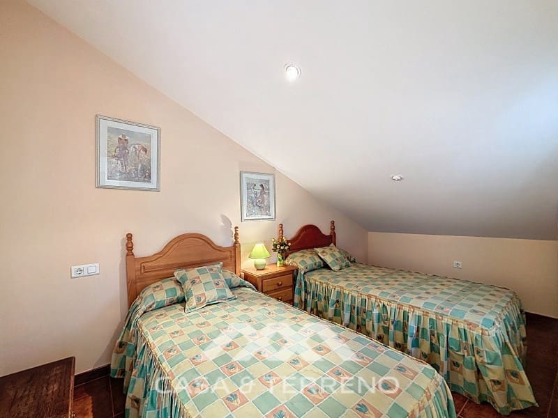 6 slaapkamer Huis te koop in Torre del Mar met zwembad garage - € 465.000 (Ref: 8954554)