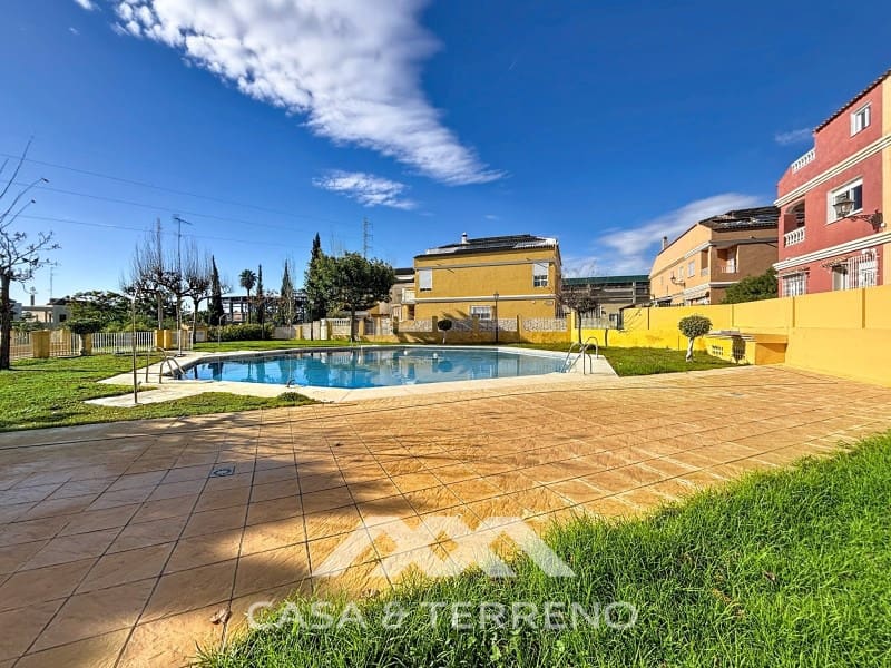 6 slaapkamer Huis te koop in Torre del Mar met zwembad garage - € 465.000 (Ref: 8954554)