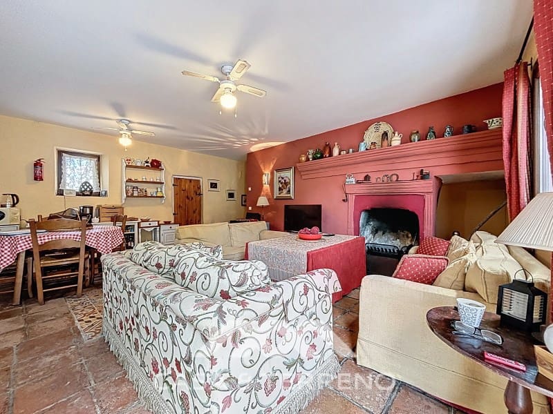 6 soverom Finca/Herregård til salgs i Comares med svømmebasseng - € 336 000 (Ref: 8957925)