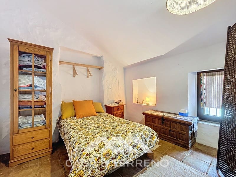 6 soverom Finca/Herregård til salgs i Comares med svømmebasseng - € 336 000 (Ref: 8957925)