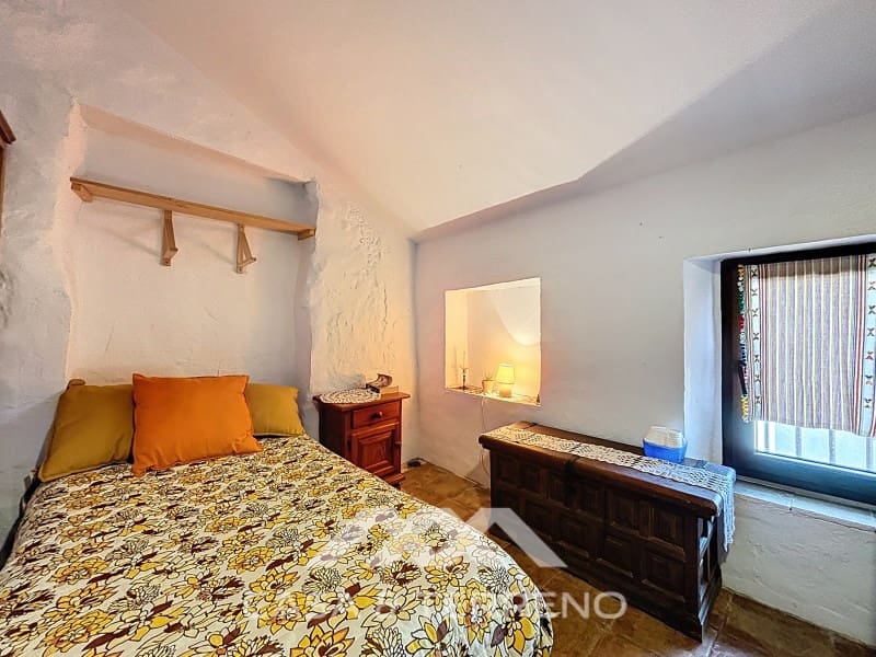 6 soverom Finca/Herregård til salgs i Comares med svømmebasseng - € 336 000 (Ref: 8957925)