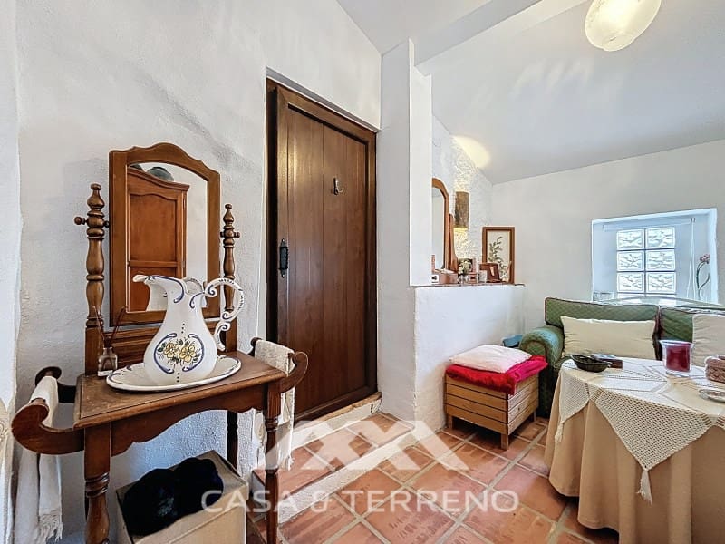 6 soverom Finca/Herregård til salgs i Comares med svømmebasseng - € 336 000 (Ref: 8957925)