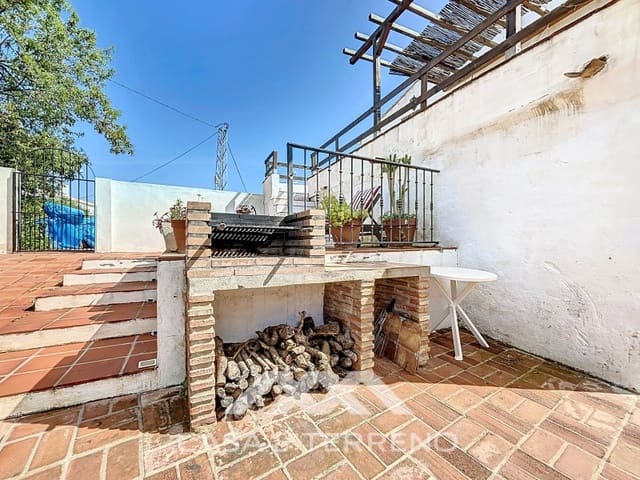 6 chambre Finca/Maison de Campagne à vendre à Comares avec piscine - 336 000 € (Ref: 8957925)