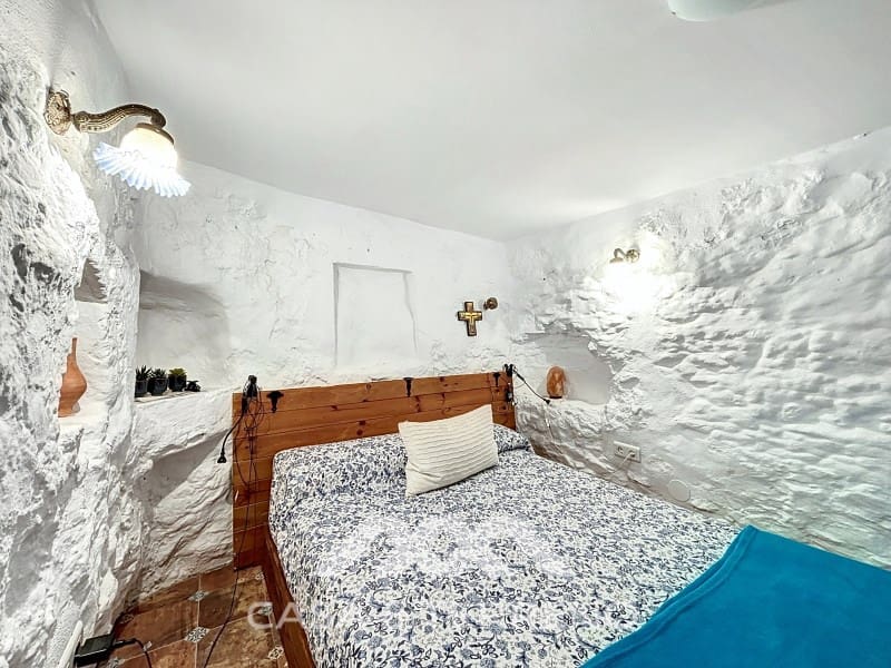 6 soverom Finca/Herregård til salgs i Comares med svømmebasseng - € 336 000 (Ref: 8957925)