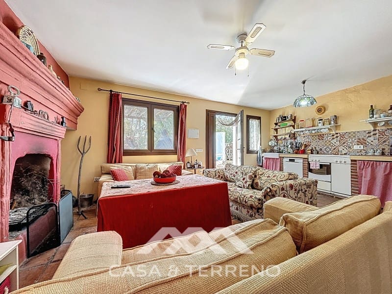 6 soveværelse Villa til salg i Comares med swimmingpool - € 336.000 (Ref: 8962577)