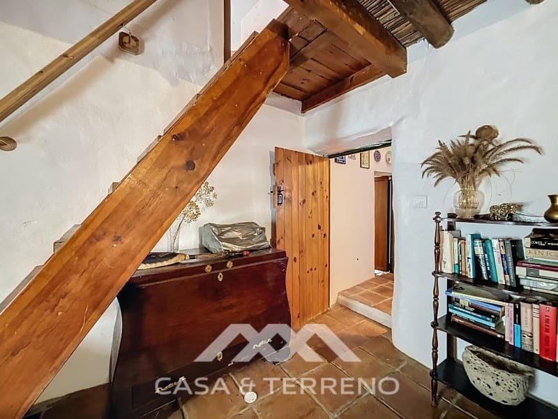 6 soveværelse Villa til salg i Comares med swimmingpool - € 336.000 (Ref: 8962577)