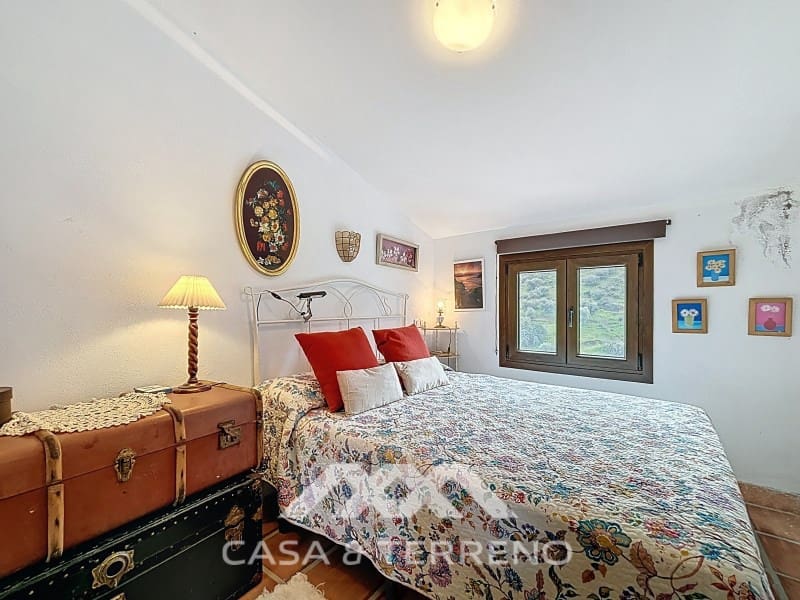 6 soveværelse Villa til salg i Comares med swimmingpool - € 336.000 (Ref: 8962577)