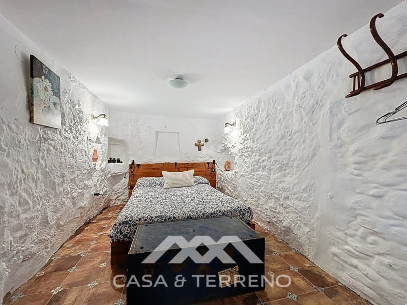 6 soveværelse Villa til salg i Comares med swimmingpool - € 336.000 (Ref: 8962577)