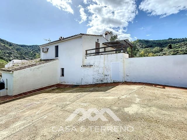 6 makuuhuone Huvila myytävänä paikassa Comares mukana uima-altaan - 336 000 € (Ref: 8962577)