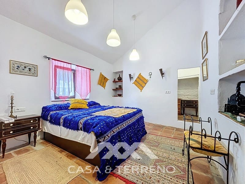 6 soveværelse Villa til salg i Comares med swimmingpool - € 336.000 (Ref: 8962577)