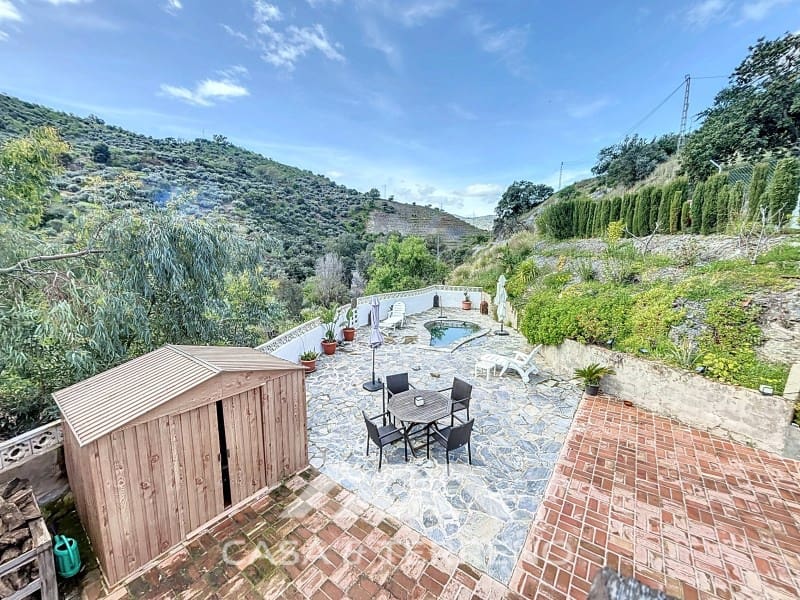 6 soveværelse Villa til salg i Comares med swimmingpool - € 336.000 (Ref: 8962577)