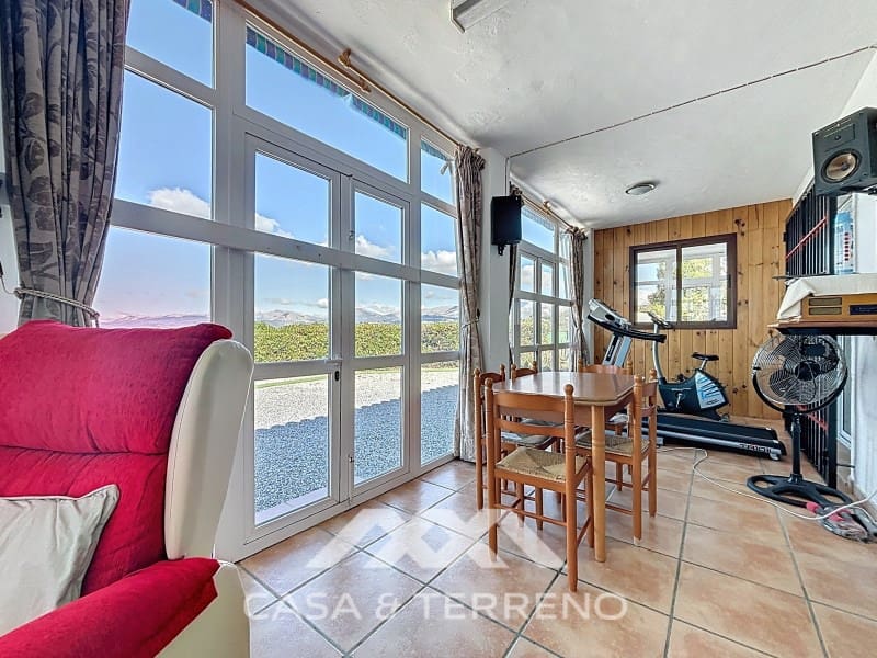 5 soveværelse Villa til salg i Canillas de Aceituno med garage - € 345.000 (Ref: 8962578)