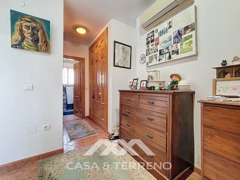 5 soveværelse Villa til salg i Canillas de Aceituno med garage - € 345.000 (Ref: 8962578)