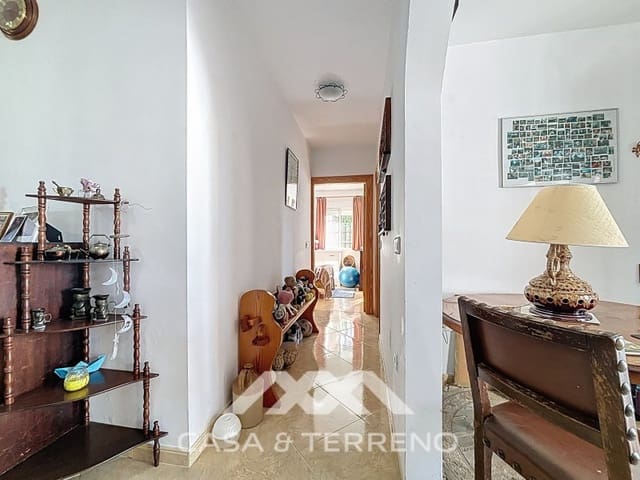 5 soveværelse Villa til salg i Canillas de Aceituno med garage - € 345.000 (Ref: 8962578)