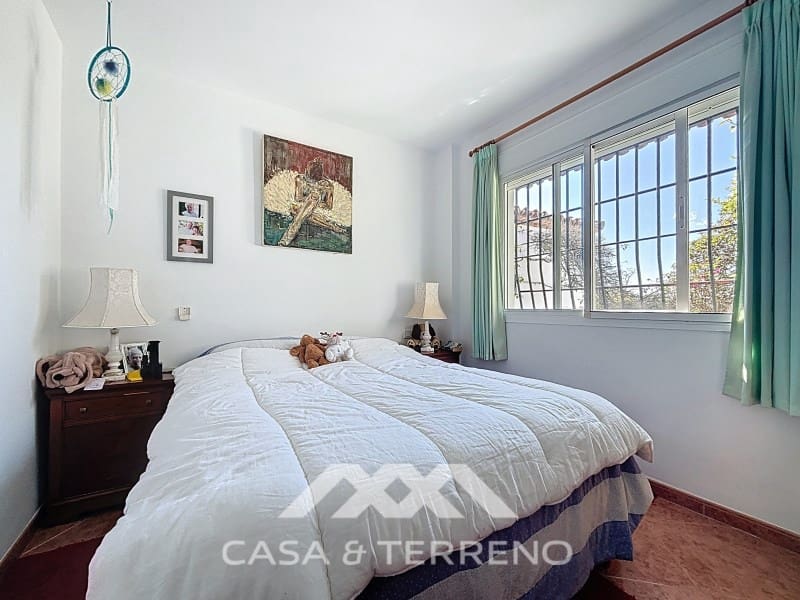 5 soveværelse Villa til salg i Canillas de Aceituno med garage - € 345.000 (Ref: 8962578)