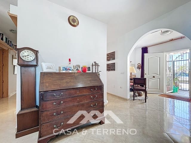 5 soveværelse Villa til salg i Canillas de Aceituno med garage - € 345.000 (Ref: 8962578)