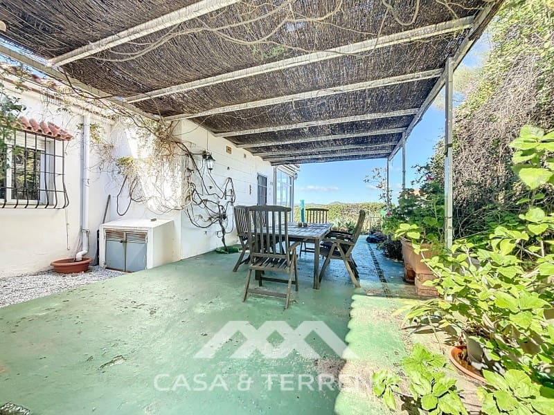 5 soveværelse Villa til salg i Canillas de Aceituno med garage - € 345.000 (Ref: 8962578)