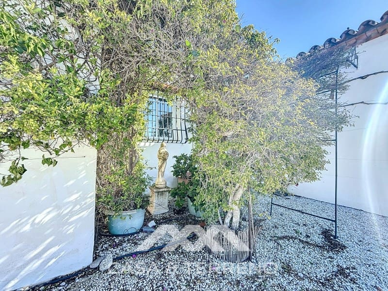 5 soveværelse Villa til salg i Canillas de Aceituno med garage - € 345.000 (Ref: 8962578)