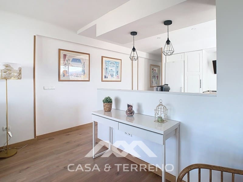 3 sypialnia Mieszkanie do wynajęcia w Torre del Mar - 1 300 € (Ref: 8968712)