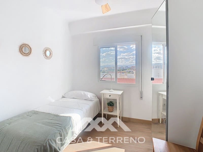 3 sypialnia Mieszkanie do wynajęcia w Torre del Mar - 1 300 € (Ref: 8968712)