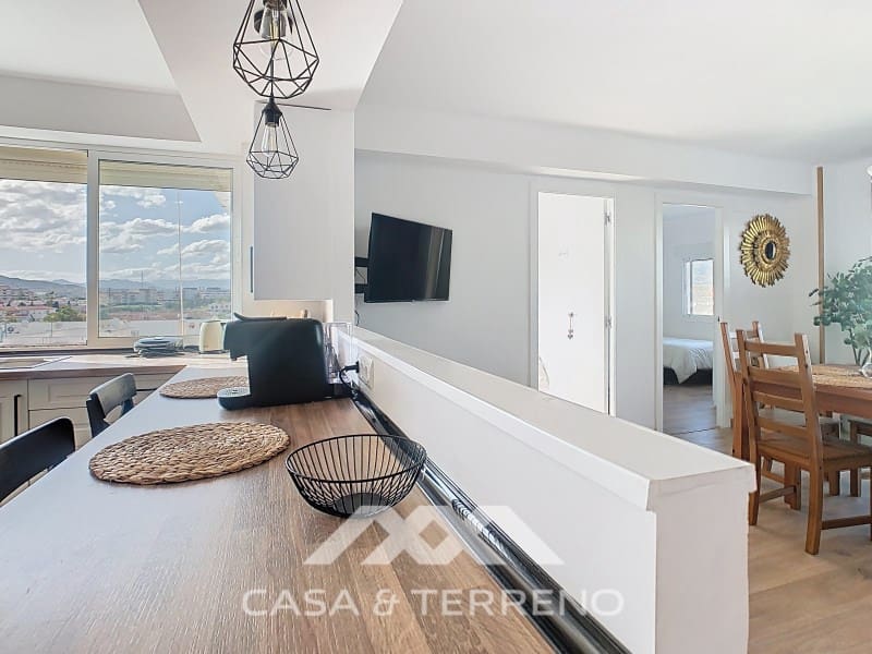 3 sypialnia Mieszkanie do wynajęcia w Torre del Mar - 1 300 € (Ref: 8968712)