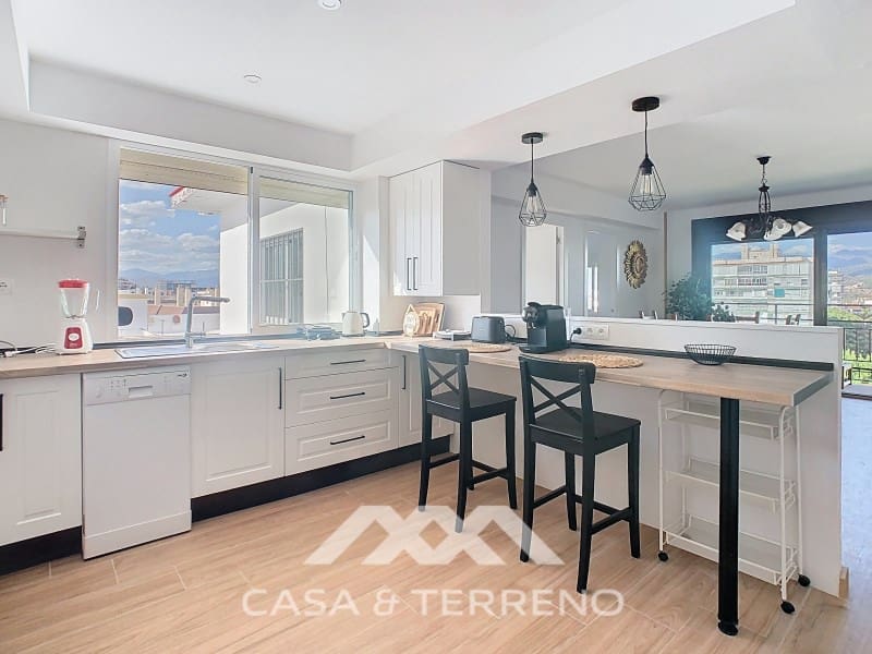3 sypialnia Mieszkanie do wynajęcia w Torre del Mar - 1 300 € (Ref: 8968712)