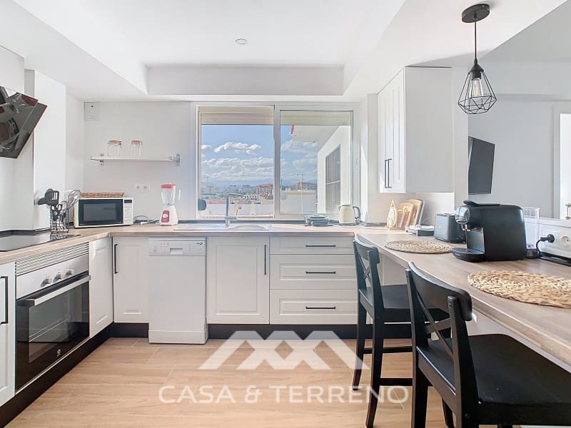 3 sypialnia Mieszkanie do wynajęcia w Torre del Mar - 1 300 € (Ref: 8968712)