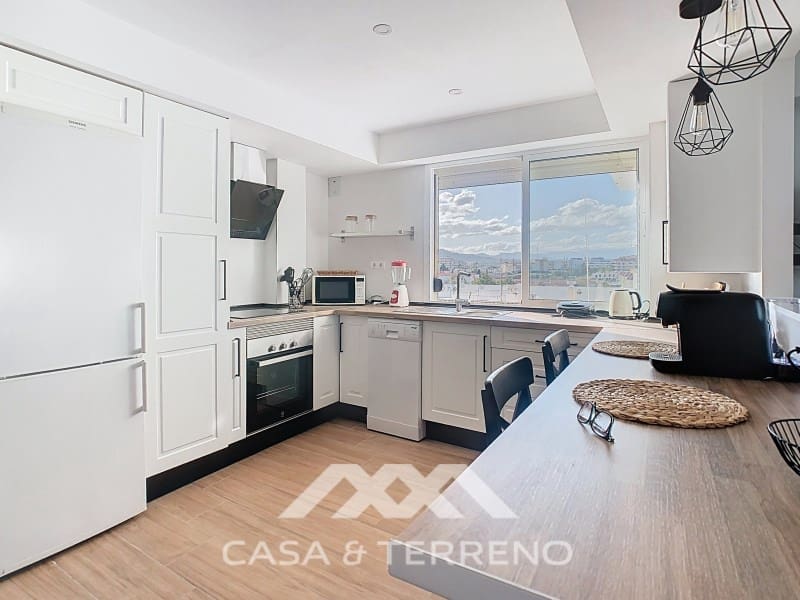 3 sypialnia Mieszkanie do wynajęcia w Torre del Mar - 1 300 € (Ref: 8968712)