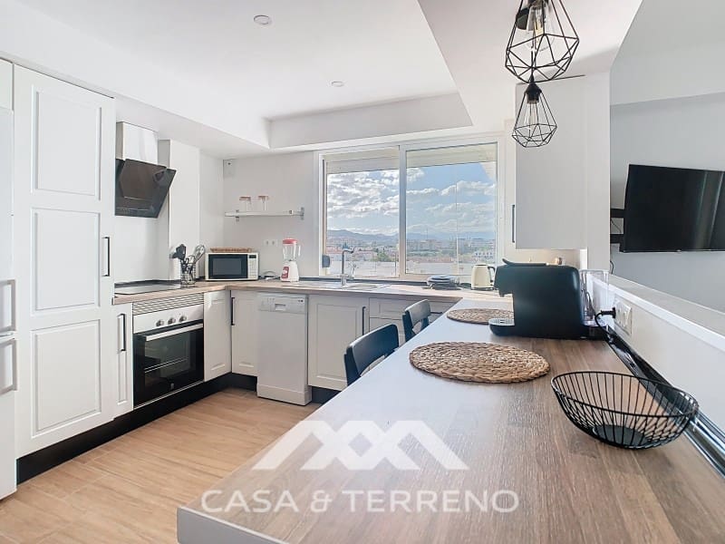 3 sypialnia Mieszkanie do wynajęcia w Torre del Mar - 1 300 € (Ref: 8968712)