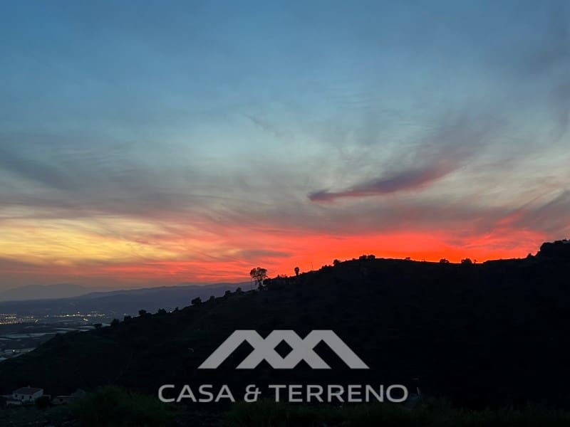 Grunde uden byggetilladelser til salg i Algarrobo - € 89.000 (Ref: 8971617)