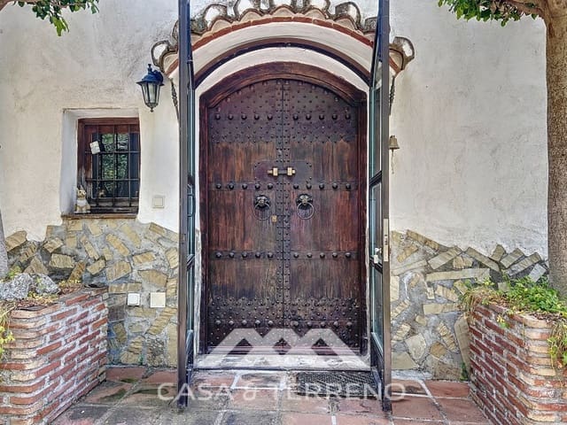 3 sovrum Villa till salu i Sayalonga med pool - 548 000 € (Ref: 8986329)