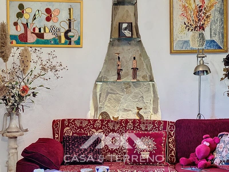 3 soveværelse Villa til salg i Sayalonga med swimmingpool - € 548.000 (Ref: 8986329)